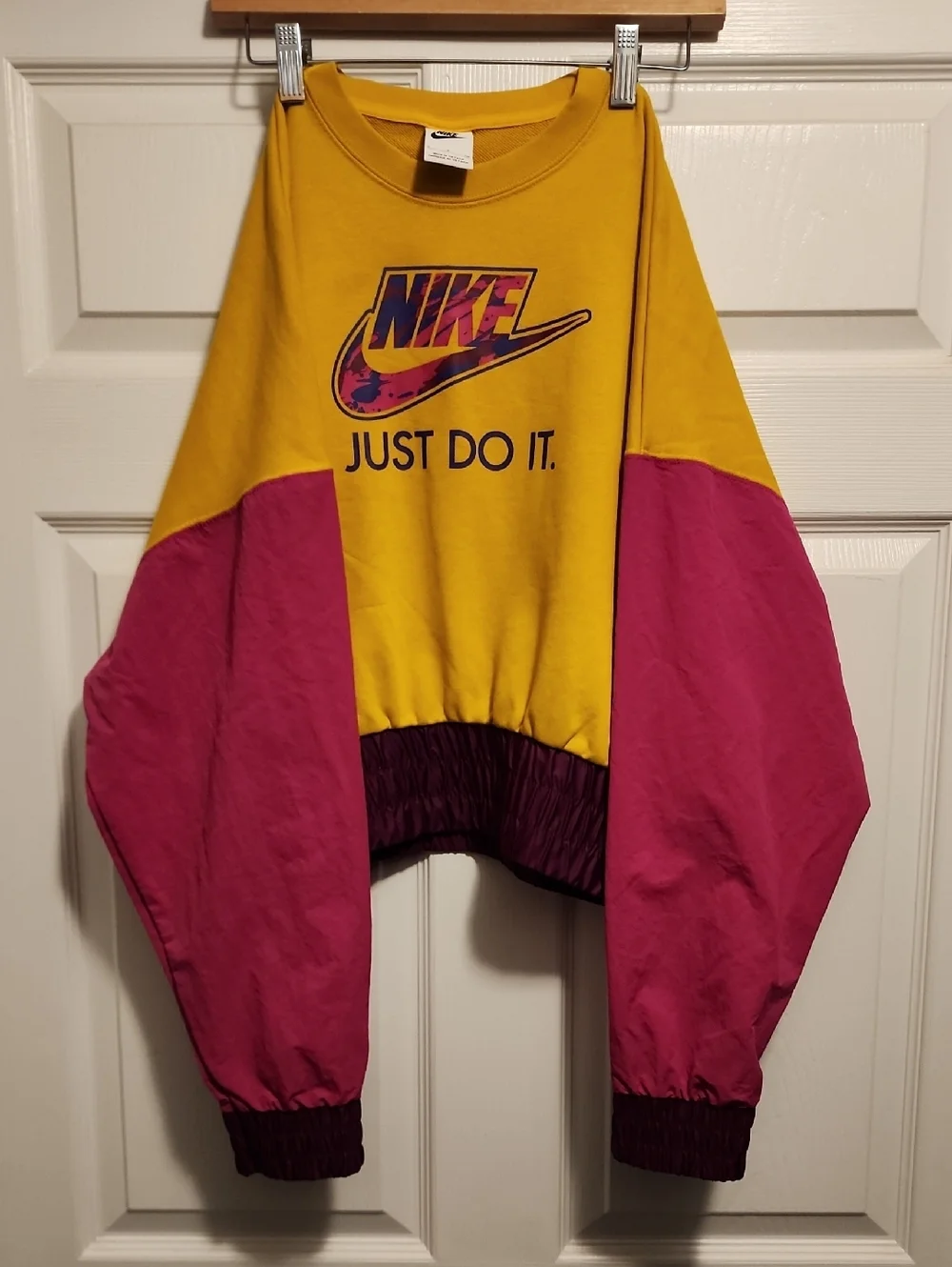 Nike Retro Yellow Pink & Sangria Colorblock Cropped Pullover Size S